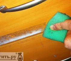 Как очистить мебель от клея