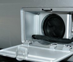 Почистить фильтр в стиральной машине – важная задача для каждого владельца устройства