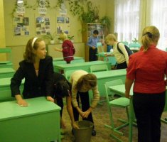 Польза уборки для российских учеников