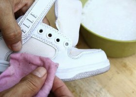 Как почистить кроссовки в домашних условиях